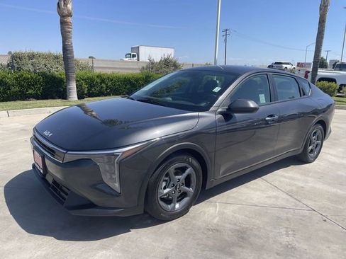 Used 2025 Kia K4 FWD image 4