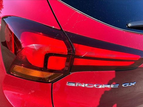 Used 2020 Buick Encore GX Preferred w/ Sport Touring Package image 30