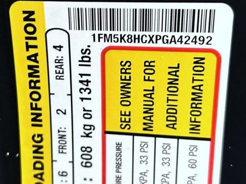 Used 2023 Ford Explorer Platinum w/ Technology Package image 27