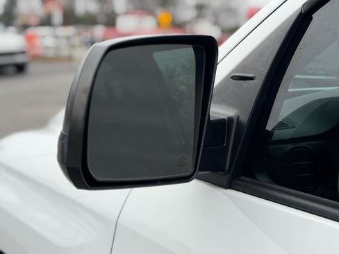 Used 2018 Toyota Tundra SR image 38