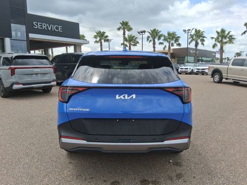 New 2026 Kia Sportage EX FWD image 5