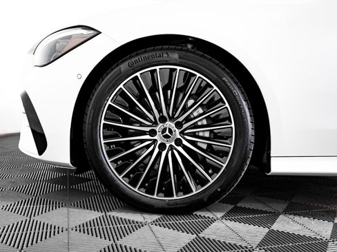 New 2026 Mercedes-Benz CLE 300 4MATIC Coupe image 6