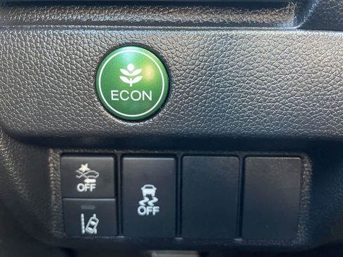 Used 2019 Honda Fit EX image 16