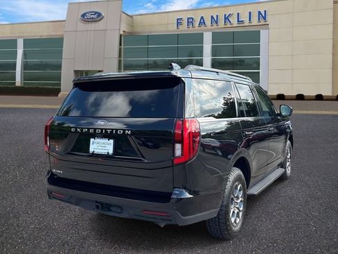 Certified 2025 Ford Expedition Active RWD image 7