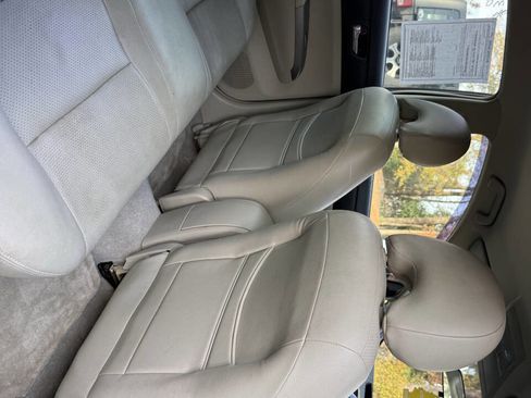 Used 2009 Toyota Prius Base 4dr Hatchback image 16