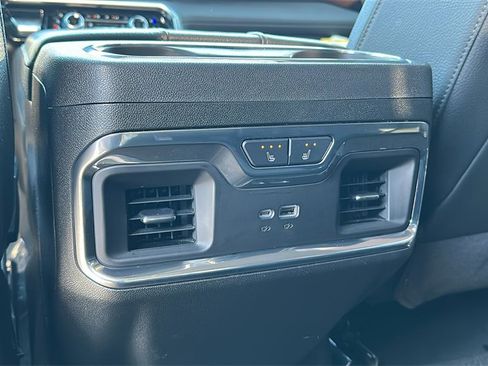 Used 2024 GMC Sierra 1500 Denali image 30