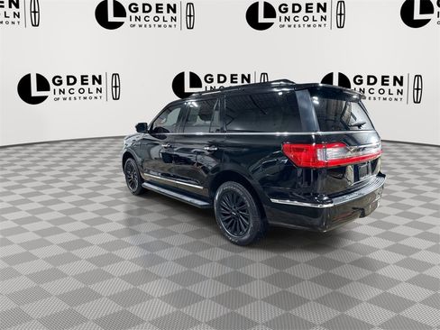 Used 2018 Lincoln Navigator Premiere image 6