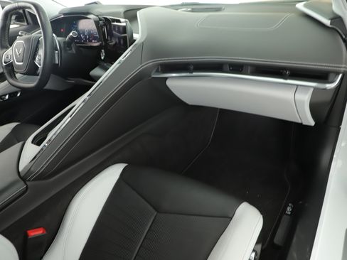 Used 2020 Chevrolet Corvette Stingray Premium Cpe w/ 3LT Preferred Equipment Group RWD image 18