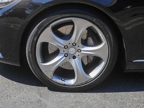 Used 2017 Mercedes-Benz S 550 Sedan image 9