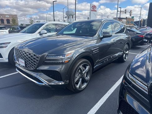 New 2025 Genesis GV80 3.5T Prestige image 2
