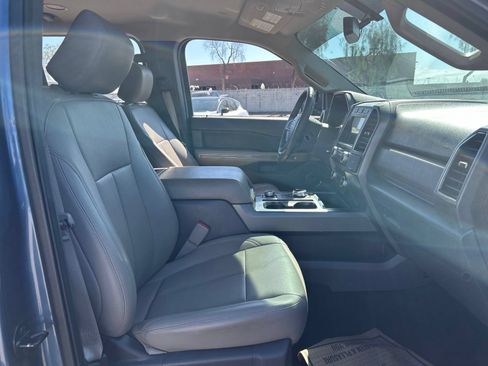 Used 2019 Ford Expedition XLT w/ Equipment Group 201A AWD/4WD image 10