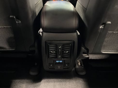 Used 2025 Dodge Durango R/T AWD/4WD image 38