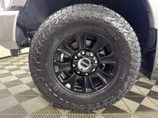 Certified 2021 Ford F350 Platinum w/ Tremor Off-Road Package AWD/4WD image 10