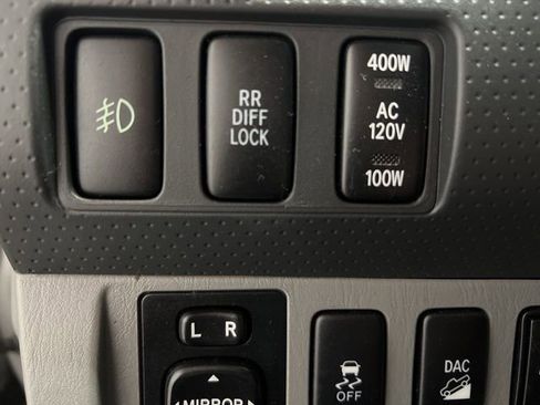 Used 2013 Toyota Tacoma 4x4 Double Cab w/ TRD Off-Road Pkg image 15