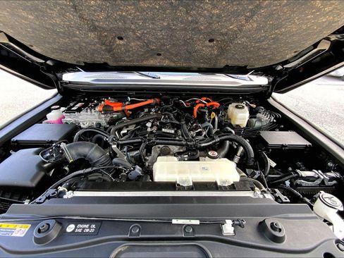 Used 2025 Toyota Land Cruiser 1958 AWD/4WD image 13