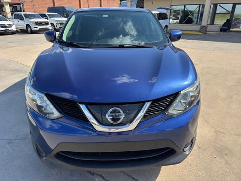 Used 2019 Nissan Rogue Sport S image 5