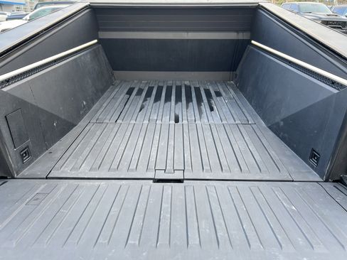 Used 2024 Tesla Cybertruck Cyberbeast image 19