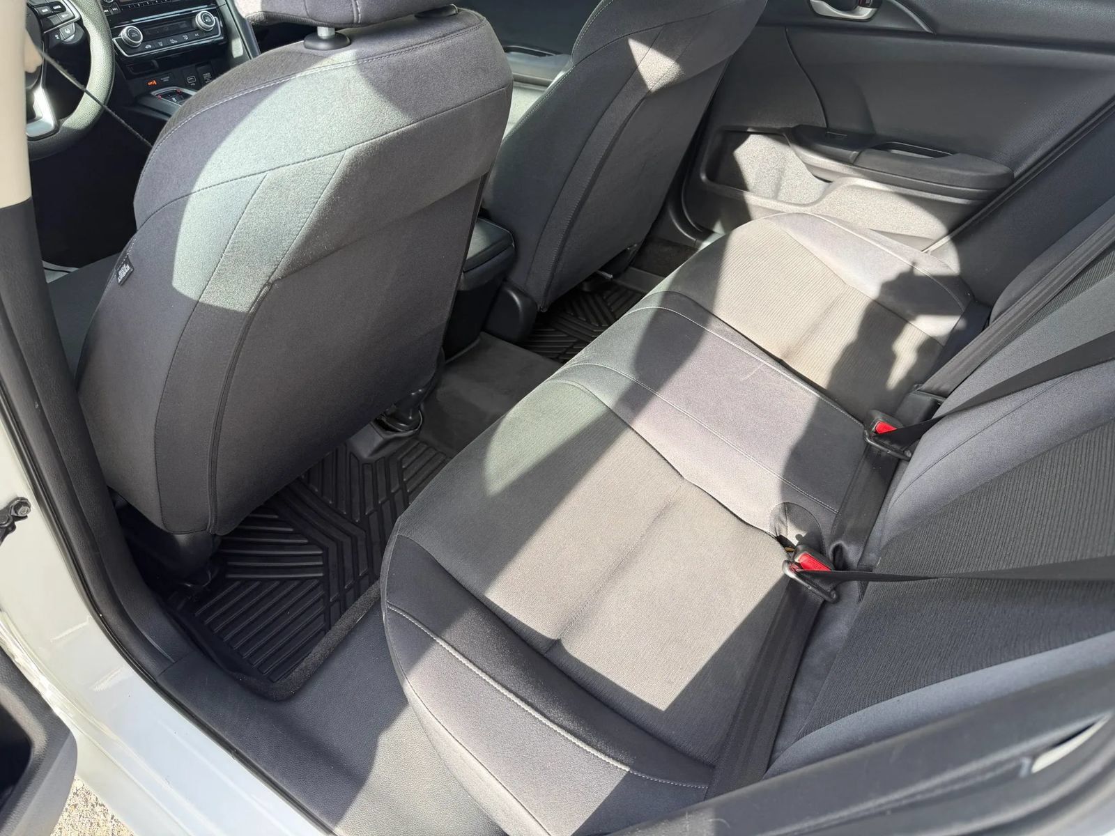 Used 2019 Honda Insight LX image 26