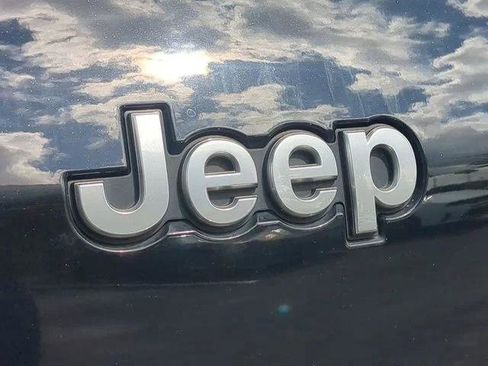Certified 2023 Jeep Grand Cherokee L Summit AWD/4WD image 13