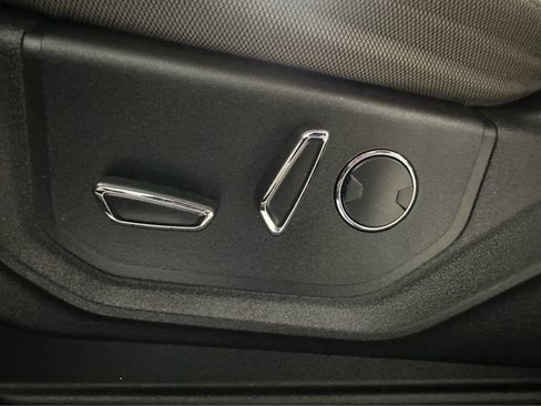 Used 2017 Ford F150 XLT w/ Equipment Group 302A Luxury image 15