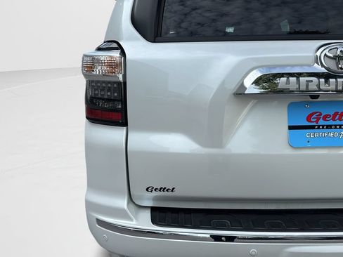 Used 2024 Toyota 4Runner Limited AWD/4WD image 40