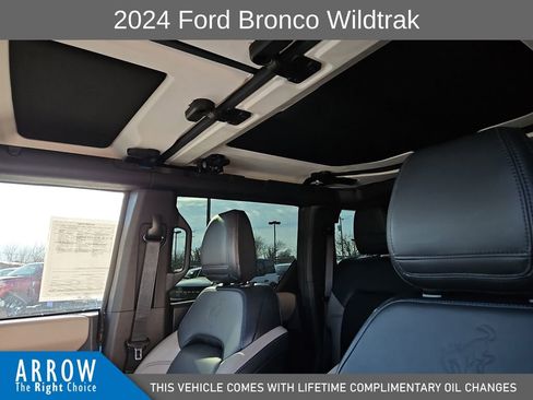 Used 2024 Ford Bronco Wildtrak image 22