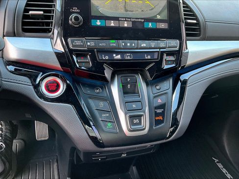 Used 2022 Honda Odyssey Touring image 14