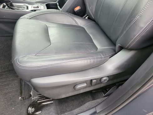 Used 2024 Subaru Forester Limited AWD/4WD image 10
