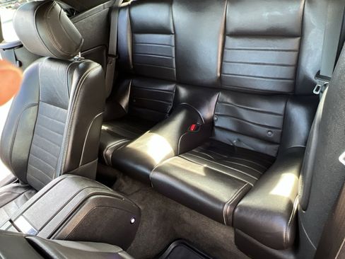 Used 2014 Ford Mustang Premium image 22