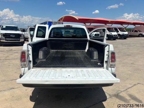 Used 2006 Mitsubishi Raider LS image 21