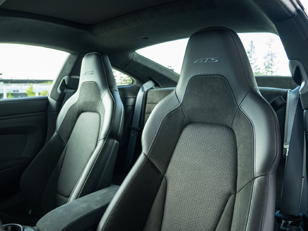Certified 2025 Porsche 911 Carrera 4 GTS AWD/4WD image 5