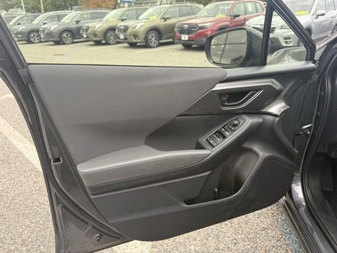 Used 2025 Subaru Impreza 2.0i image 11