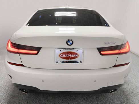 Used 2020 BMW 330i Sedan w/ M Sport Package RWD image 4