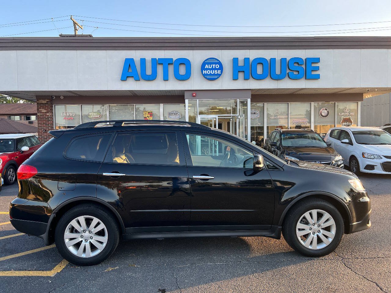 Used 2012 Subaru Tribeca Limited w/ PWR Moonroof Pkg AWD/4WD image 9