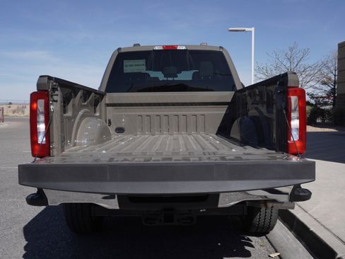 New 2026 Ford F250 4x4 Crew Cab Super Duty image 19