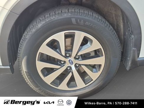 Used 2021 Subaru Outback Premium w/ Popular Package #1 AWD/4WD image 11