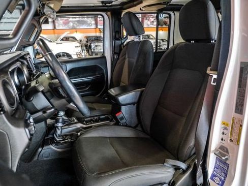 Used 2020 Jeep Gladiator Sport w/ Quick Order Package 24S image 30