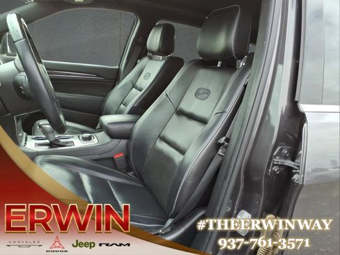 Used 2019 Jeep Grand Cherokee Overland AWD/4WD image 12