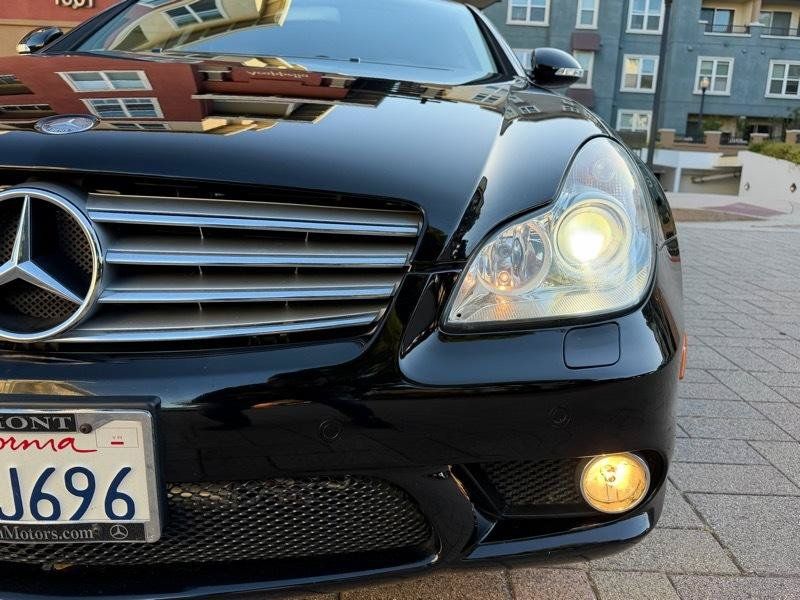 Used 2006 Mercedes-Benz CLS 500 image 17