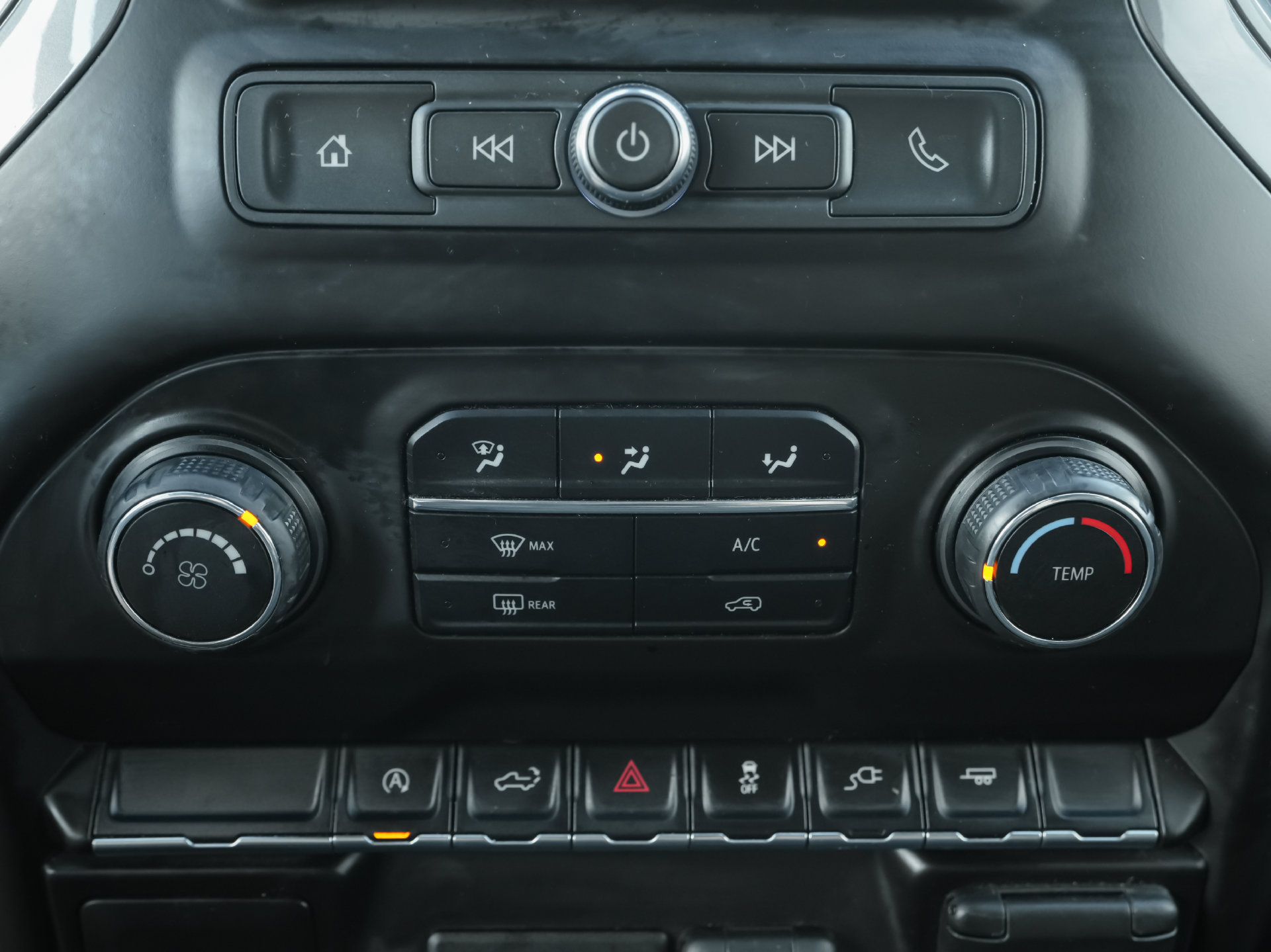 Used 2021 Chevrolet Silverado 1500 Custom w/ Safety Confidence Package RWD image 19