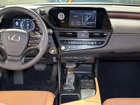 Certified 2022 Lexus ES 350 w/ Premium Package image 14