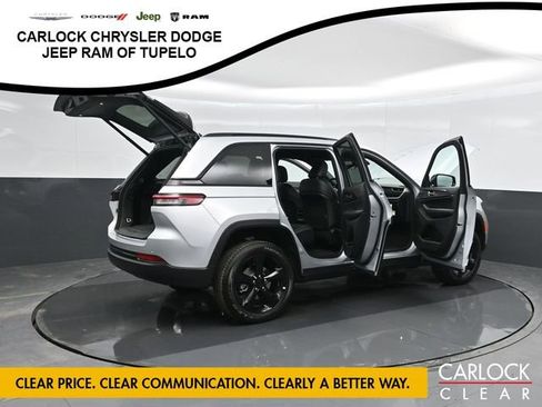 New 2025 Jeep Grand Cherokee Altitude image 77