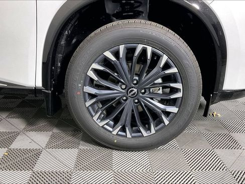 New 2026 Nissan Rogue Platinum AWD/4WD image 14