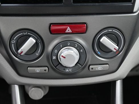 Used 2012 Subaru Forester 2.5X Premium w/ All-Weather Pkg image 23