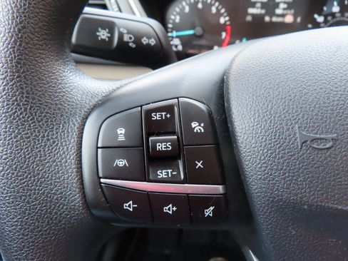 Used 2021 Ford Escape SE image 27