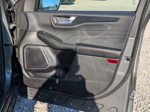 Used 2024 Ford Escape ST-Line w/ Cold Weather Package image 27