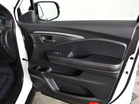 Certified 2022 Honda Passport TrailSport image 42