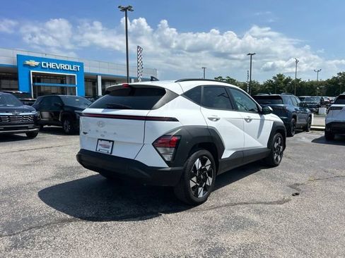 Used 2025 Hyundai Kona SEL FWD image 3