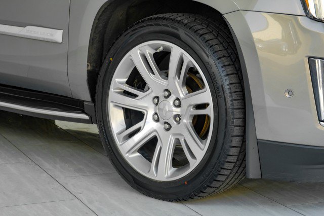 Used 2018 Cadillac Escalade ESV Luxury RWD image 71