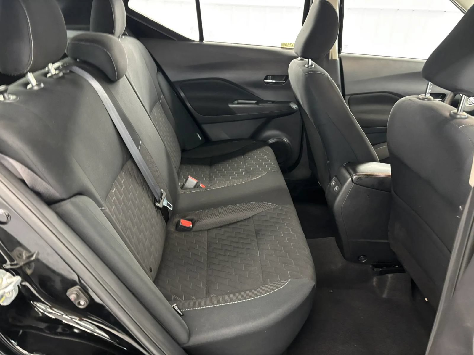 Used 2021 Nissan Kicks SV FWD image 31